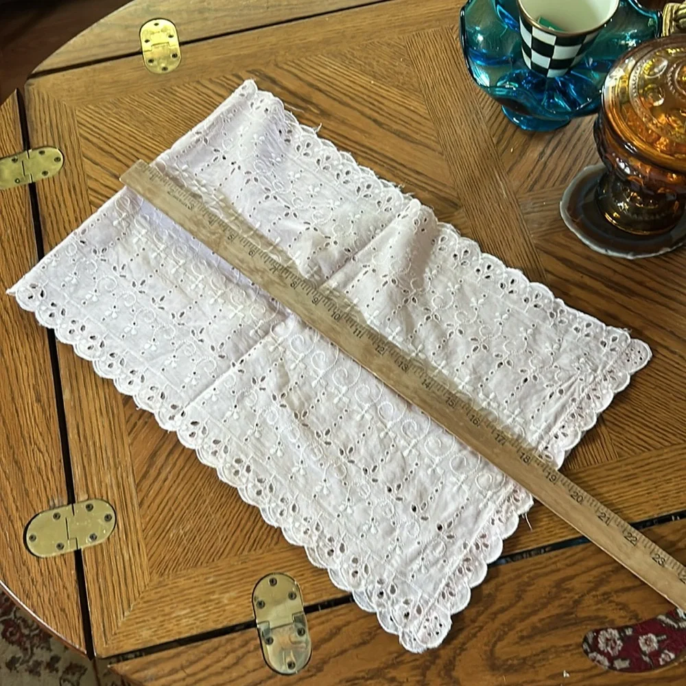Vintage Pink Eyelet Side Table and Bureau Protector Doilies